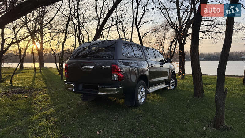 Пикап Toyota Hilux 2017 в Киеве