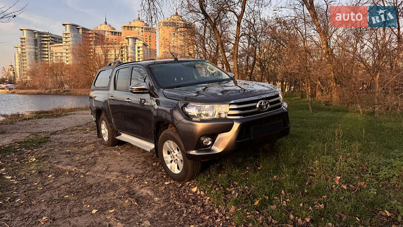 Пикап Toyota Hilux 2017 в Киеве