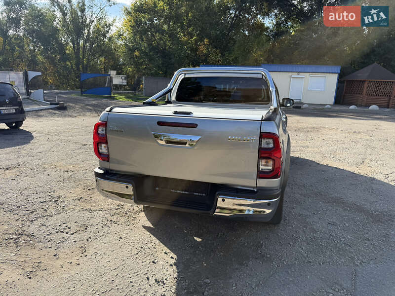 Пикап Toyota Hilux 2021 в Днепре фото 7 Пикап Toyota Hilux 2021 в Днепре