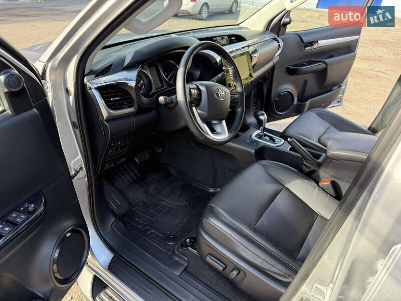 Пикап Toyota Hilux 2021 в Днепре фото 22 Пикап Toyota Hilux 2021 в Днепре