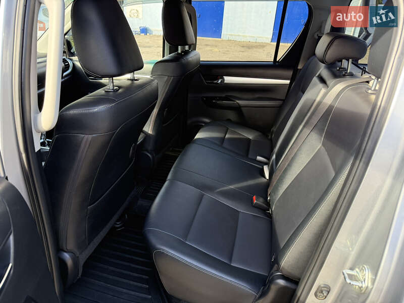Пикап Toyota Hilux 2021 в Днепре фото 26 Пикап Toyota Hilux 2021 в Днепре