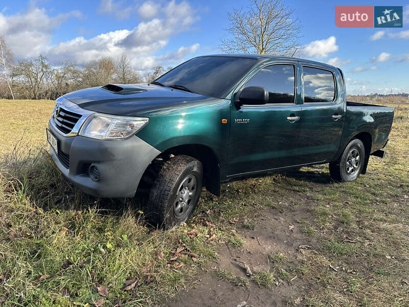 Toyota Hilux 2013