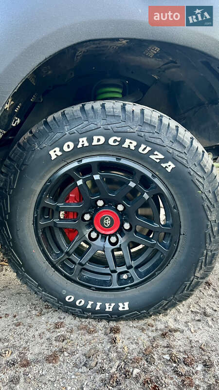 Пикап Toyota Hilux 2016 в Житомире