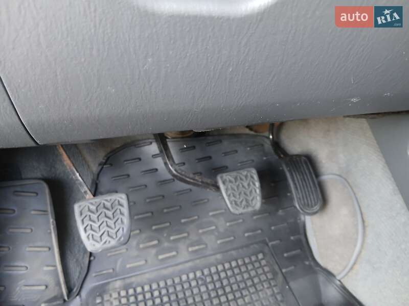 Пикап Toyota Hilux 2013 в Николаеве фото 17 Пикап Toyota Hilux 2013 в Николаеве