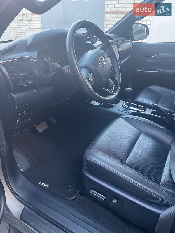 Пикап Toyota Hilux 2021 в Харькове