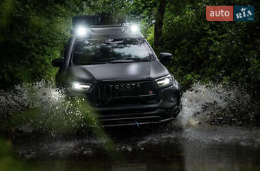 Пикап Toyota Hilux 2023 в Львове