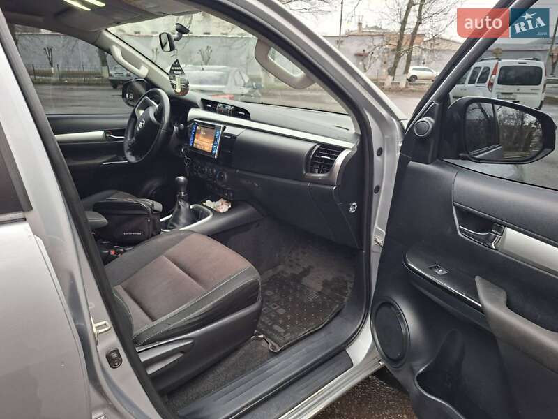 Пікап Toyota Hilux 2017 в Полтаві
