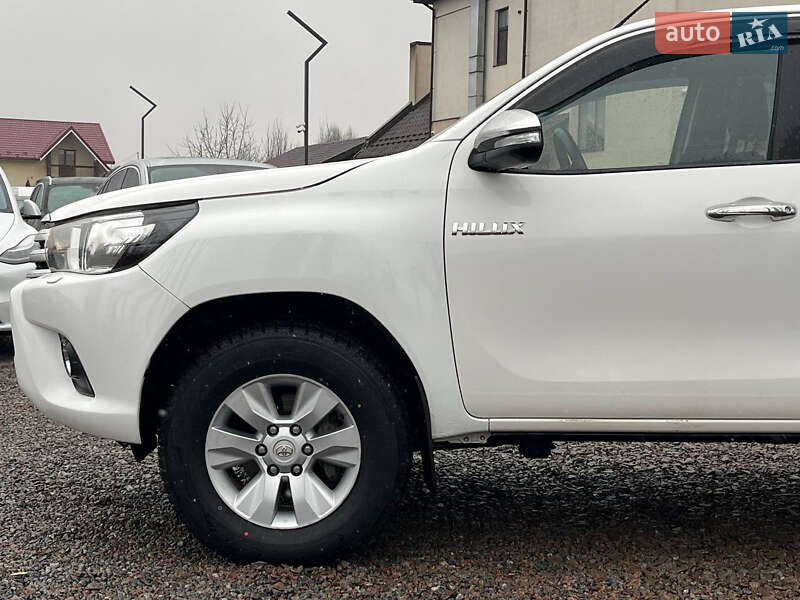 Пікап Toyota Hilux 2016 в Стрию