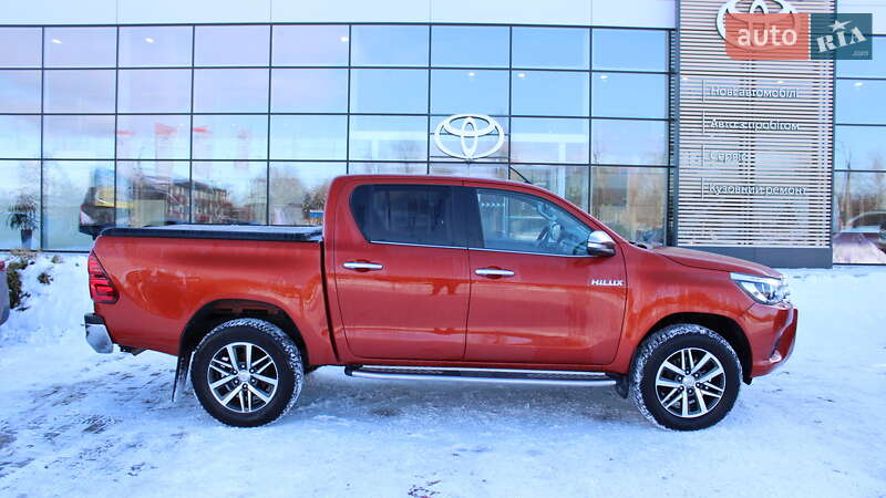 Пикап Toyota Hilux 2016 в Черкассах