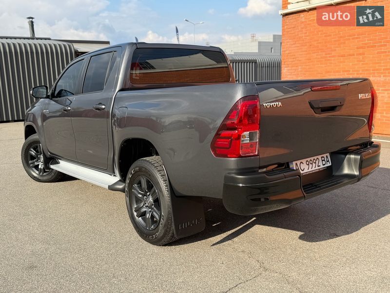 Пикап Toyota Hilux 2024 в Киеве фото 19 Пикап Toyota Hilux 2024 в Киеве