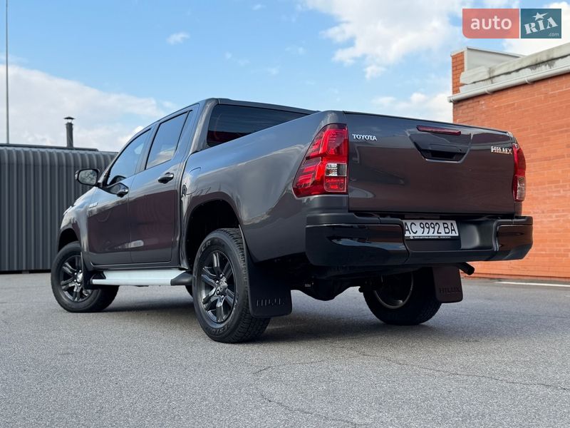 Пикап Toyota Hilux 2024 в Киеве фото 26 Пикап Toyota Hilux 2024 в Киеве