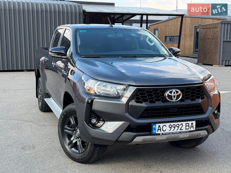 Пикап Toyota Hilux 2024 в Киеве фото 14 Пикап Toyota Hilux 2024 в Киеве