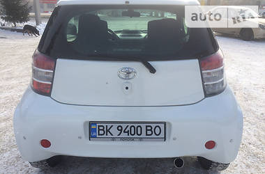 Купе Toyota IQ 2010 в Киеве