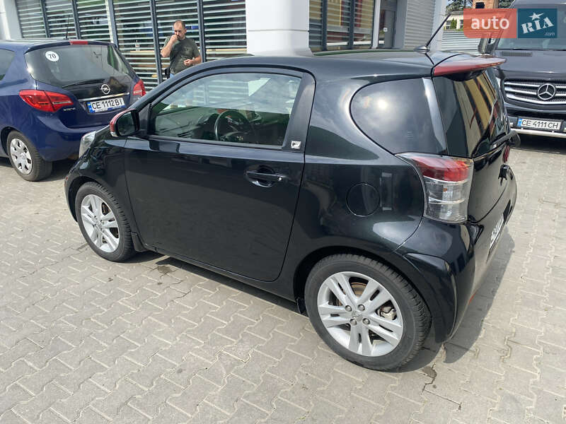 Хетчбек Toyota IQ 2012 в Чернівцях