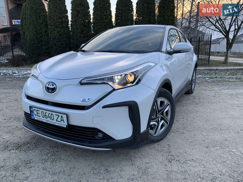 Toyota Izoa 2022