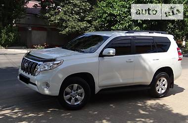 Внедорожник / Кроссовер Toyota Land Cruiser Prado 2015 в Одессе