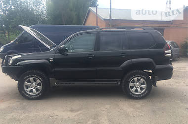 Позашляховик / Кросовер Toyota Land Cruiser Prado 2005 в 
