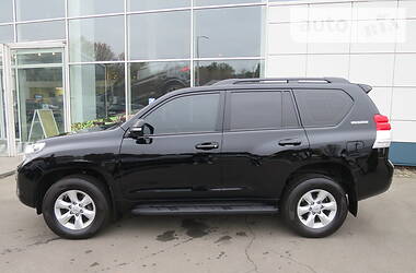 Позашляховик / Кросовер Toyota Land Cruiser Prado 2011 в Києві