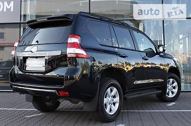 Внедорожник / Кроссовер Toyota Land Cruiser Prado 2017 в 