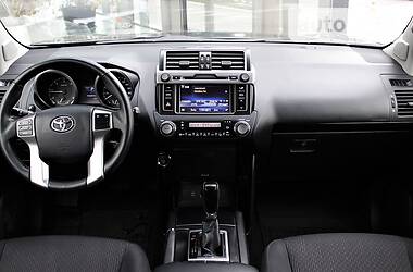 Внедорожник / Кроссовер Toyota Land Cruiser Prado 2017 в 