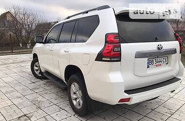 Внедорожник / Кроссовер Toyota Land Cruiser Prado 2018 в 