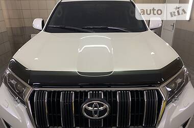 Позашляховик / Кросовер Toyota Land Cruiser Prado 2019 в  фото 8 Позашляховик / Кросовер Toyota Land Cruiser Prado 2019 в