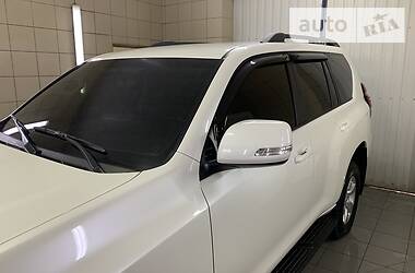 Позашляховик / Кросовер Toyota Land Cruiser Prado 2019 в  фото 10 Позашляховик / Кросовер Toyota Land Cruiser Prado 2019 в