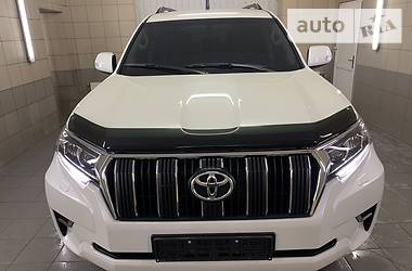 Позашляховик / Кросовер Toyota Land Cruiser Prado 2019 в  фото 44 Позашляховик / Кросовер Toyota Land Cruiser Prado 2019 в