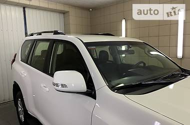 Позашляховик / Кросовер Toyota Land Cruiser Prado 2019 в 