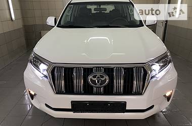 Позашляховик / Кросовер Toyota Land Cruiser Prado 2019 в 