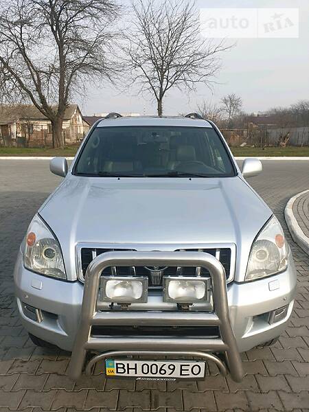 Позашляховик / Кросовер Toyota Land Cruiser Prado 2004 в Ізмаїлі