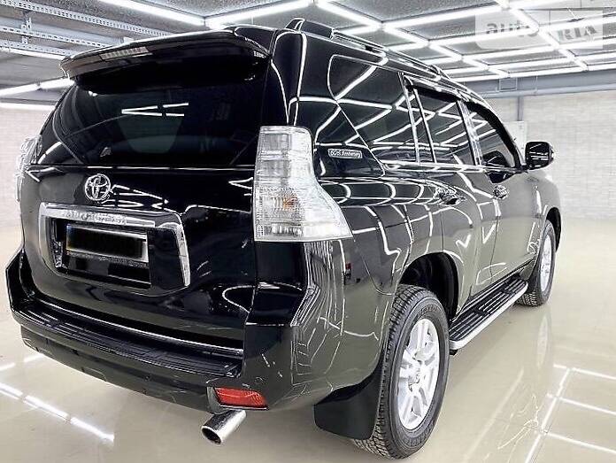 Позашляховик / Кросовер Toyota Land Cruiser Prado 2012 в Миколаєві