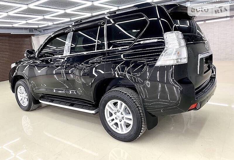 Позашляховик / Кросовер Toyota Land Cruiser Prado 2012 в Миколаєві