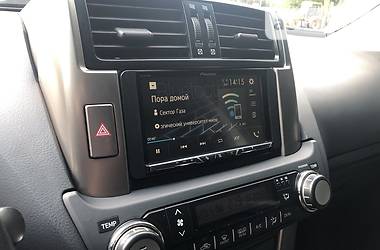 Позашляховик / Кросовер Toyota Land Cruiser Prado 2012 в 