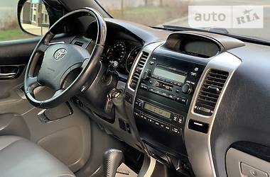 Позашляховик / Кросовер Toyota Land Cruiser Prado 2009 в 