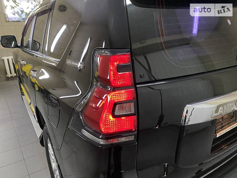 Позашляховик / Кросовер Toyota Land Cruiser Prado 2013 в Умані