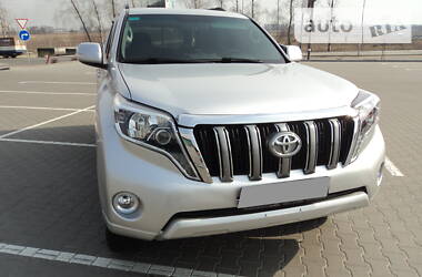 Позашляховик / Кросовер Toyota Land Cruiser Prado 2013 в 