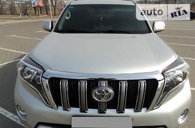 Позашляховик / Кросовер Toyota Land Cruiser Prado 2013 в 