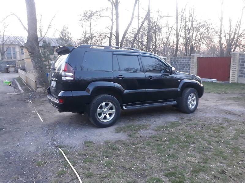 Внедорожник / Кроссовер Toyota Land Cruiser Prado 2004 в Константиновке