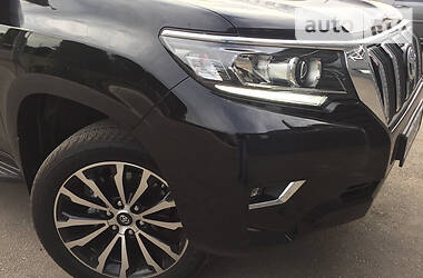 Позашляховик / Кросовер Toyota Land Cruiser Prado 2019 в 