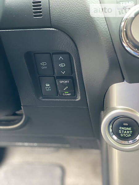 Позашляховик / Кросовер Toyota Land Cruiser Prado 2013 в Львові