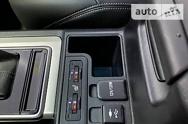 Позашляховик / Кросовер Toyota Land Cruiser Prado 2019 в 