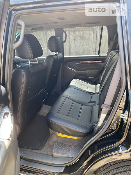 Внедорожник / Кроссовер Toyota Land Cruiser Prado 2006 в Киеве