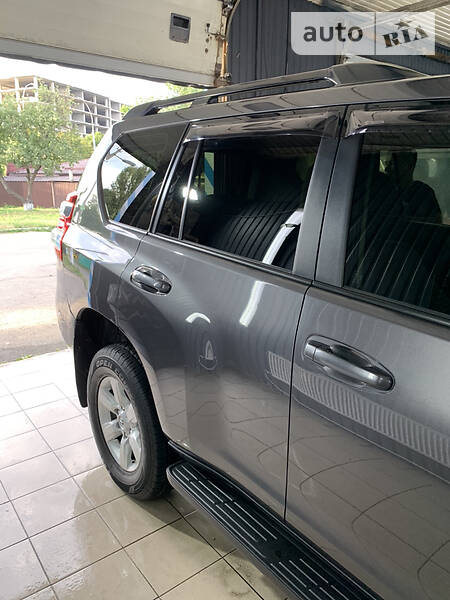 Позашляховик / Кросовер Toyota Land Cruiser Prado 2013 в Києві фото 17 Позашляховик / Кросовер Toyota Land Cruiser Prado 2013 в Києві