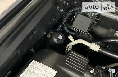 Позашляховик / Кросовер Toyota Land Cruiser Prado 2013 в 