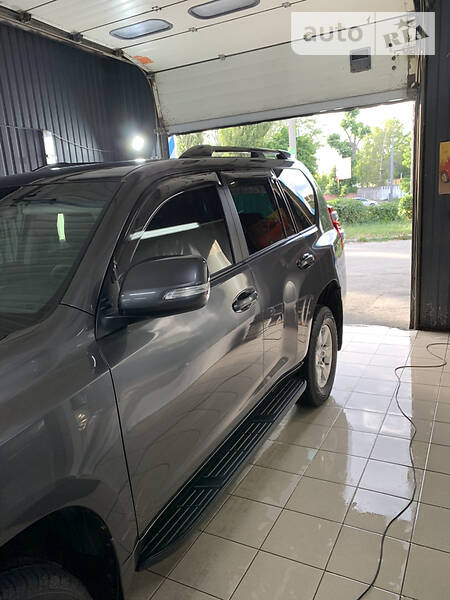 Позашляховик / Кросовер Toyota Land Cruiser Prado 2013 в Києві фото 25 Позашляховик / Кросовер Toyota Land Cruiser Prado 2013 в Києві