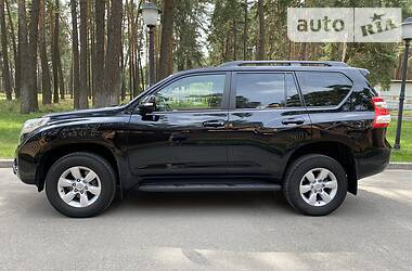 Внедорожник / Кроссовер Toyota Land Cruiser Prado 2017 в Чернигове