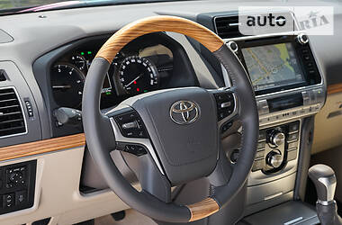 Універсал Toyota Land Cruiser Prado 2019 в 