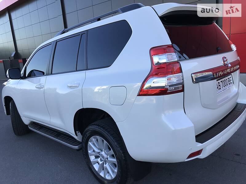 Позашляховик / Кросовер Toyota Land Cruiser Prado 2017 в Вінниці