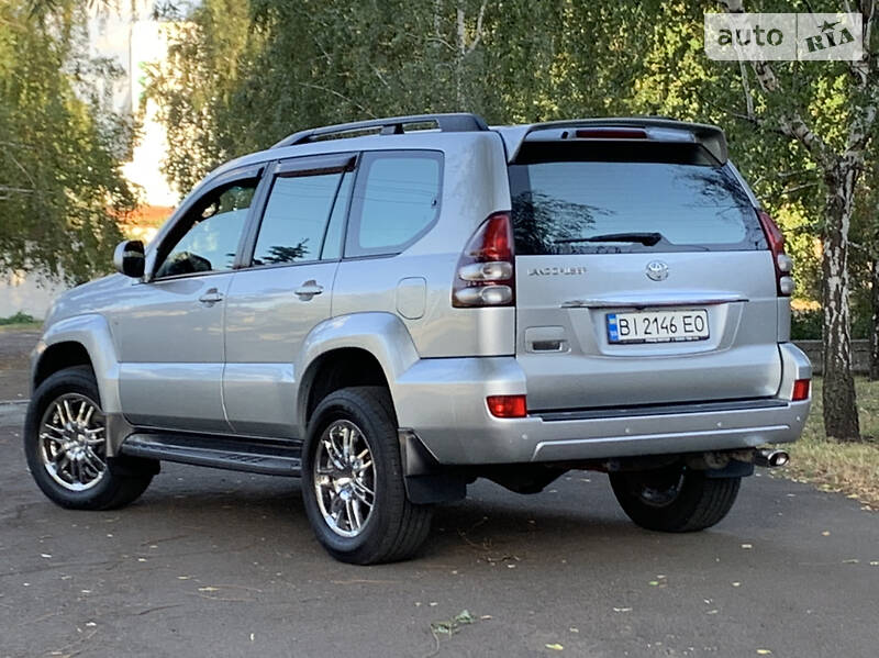 Позашляховик / Кросовер Toyota Land Cruiser Prado 2007 в Києві
